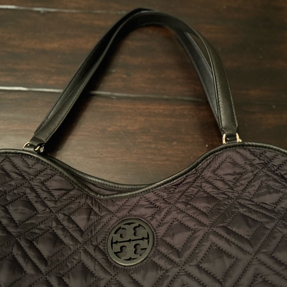 LIKE NEW Tory Burch Quilted Nylon Marion Baby Bag Tote & Rebecca Minkoff Strap - Picture 8 of 14